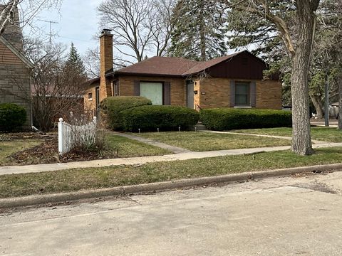 Photo of 6502 43rd Ave, Kenosha, WI 53142 (MLS # 1955422)