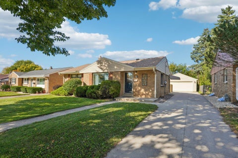 Photo of 7020 W Bennett Ave, Milwaukee, WI 53219 (MLS # 1984788)