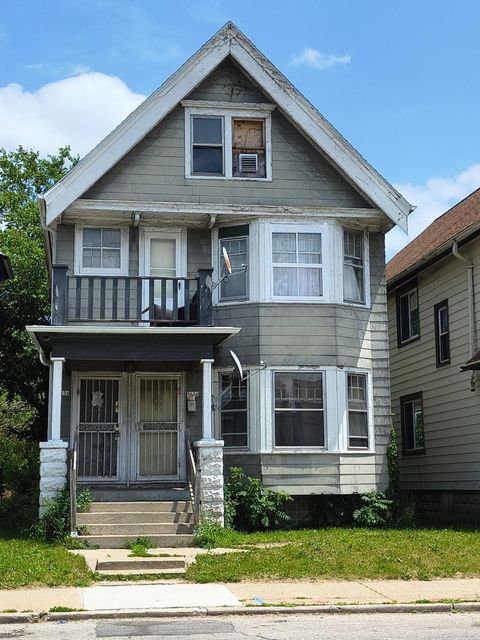 Photo of 3134 N 35th St, Milwaukee, WI 53216 (MLS # 1969619)