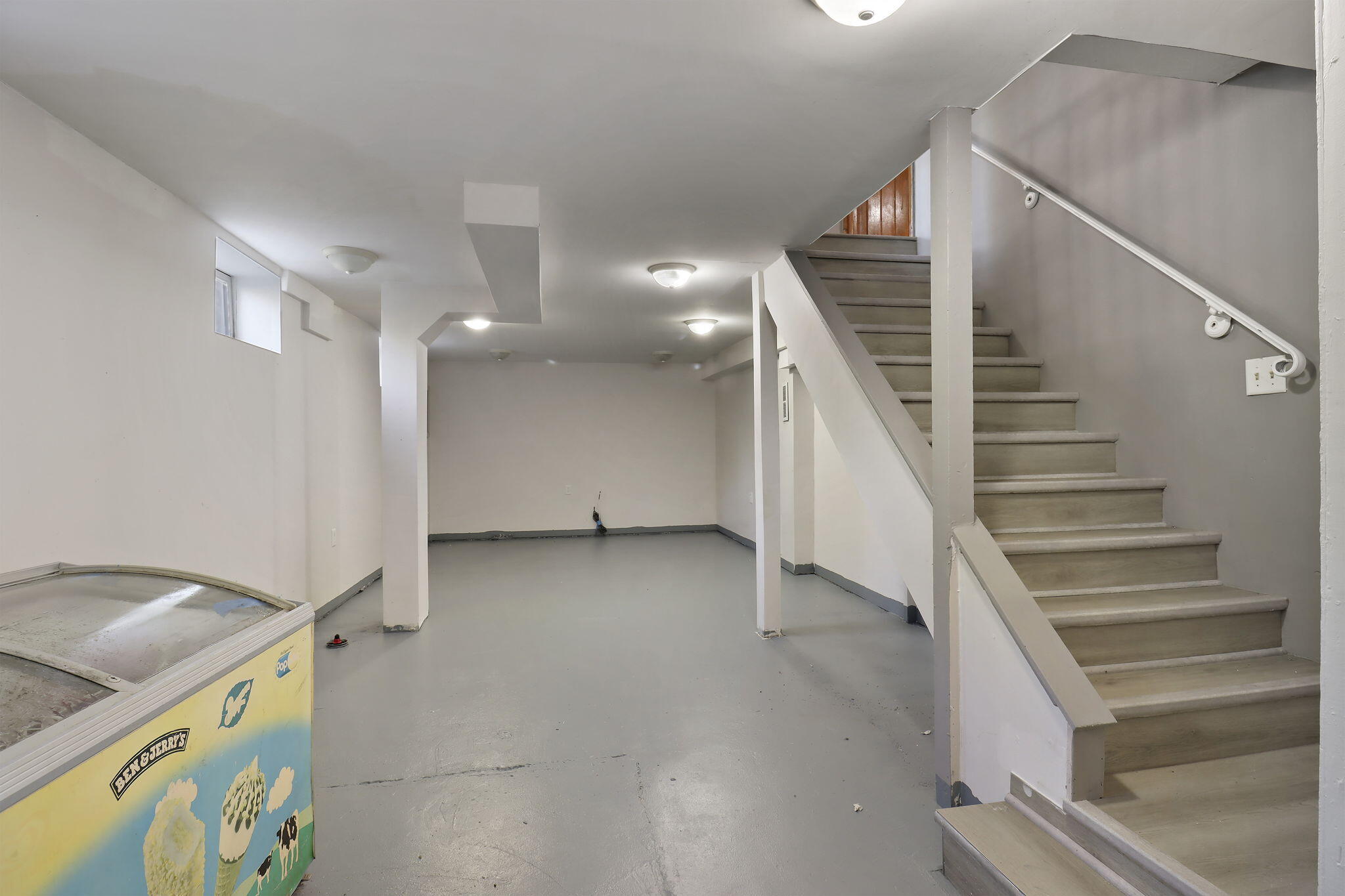 Pleasant Prairie, Wisconsin 53142, United States, 3 Bedrooms Bedrooms, ,2 BathroomsBathrooms,Residential,Active,245432