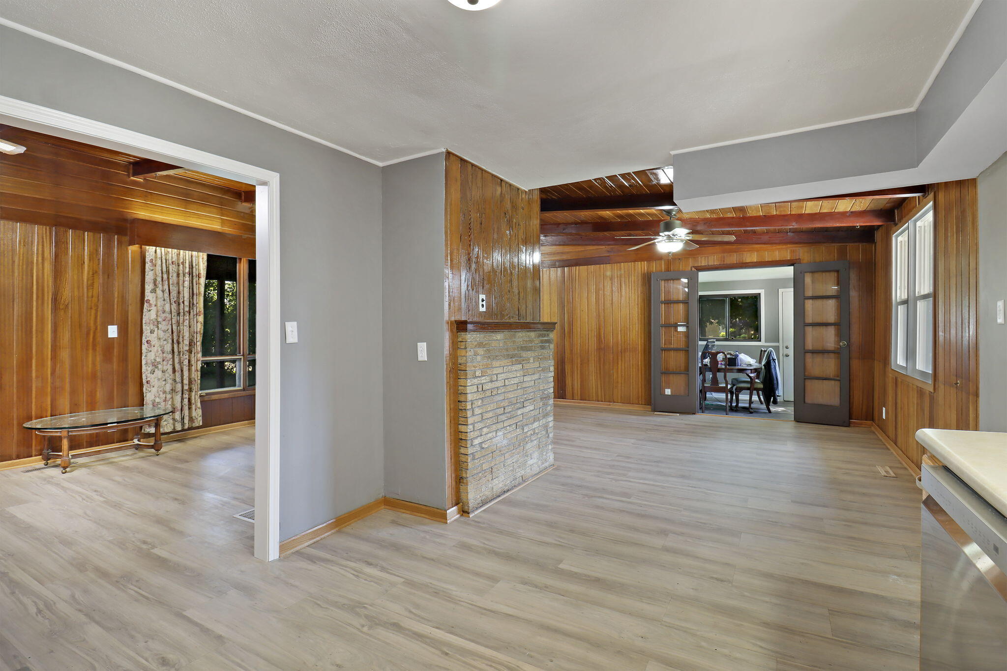 Pleasant Prairie, Wisconsin 53142, United States, 3 Bedrooms Bedrooms, ,2 BathroomsBathrooms,Residential,Active,245432