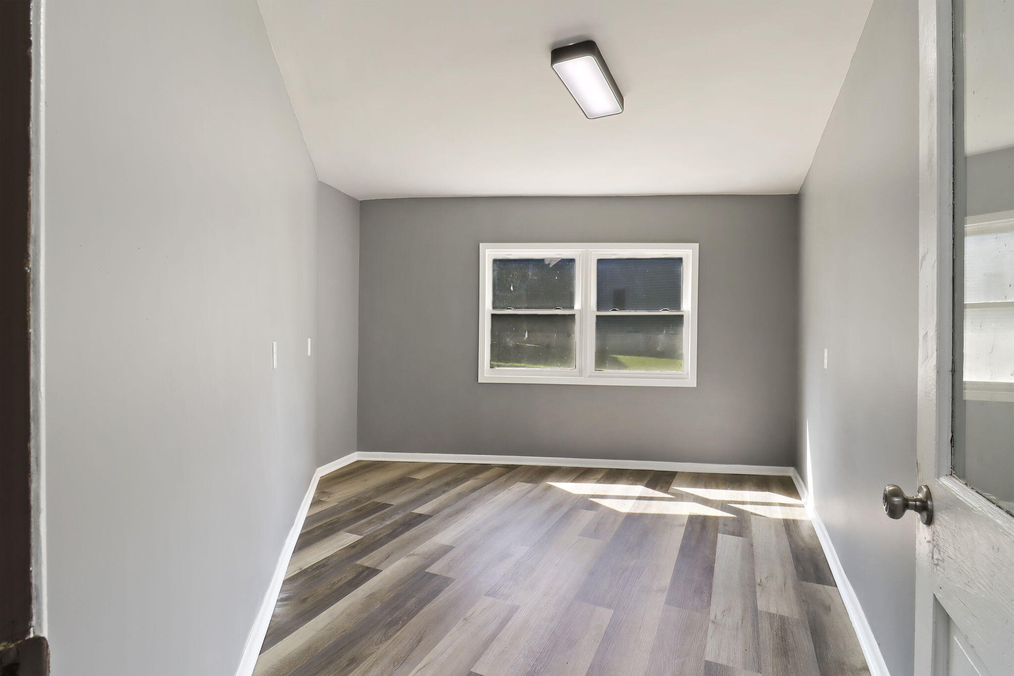 Pleasant Prairie, Wisconsin 53142, United States, 3 Bedrooms Bedrooms, ,2 BathroomsBathrooms,Residential,Active,245432