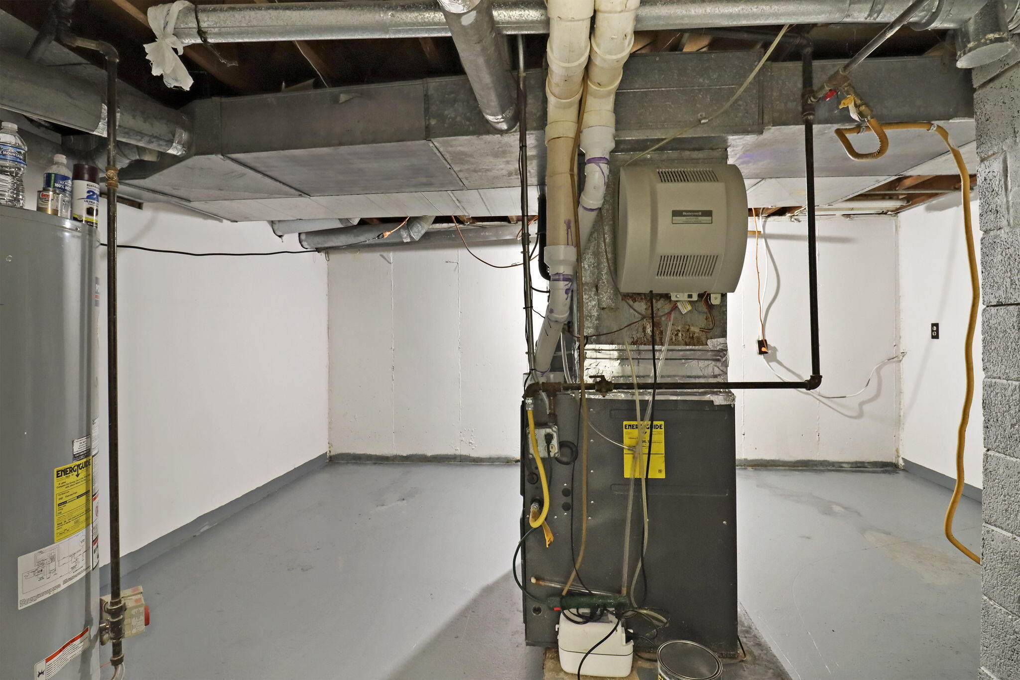 Pleasant Prairie, Wisconsin 53142, United States, 3 Bedrooms Bedrooms, ,2 BathroomsBathrooms,Residential,Active,245432