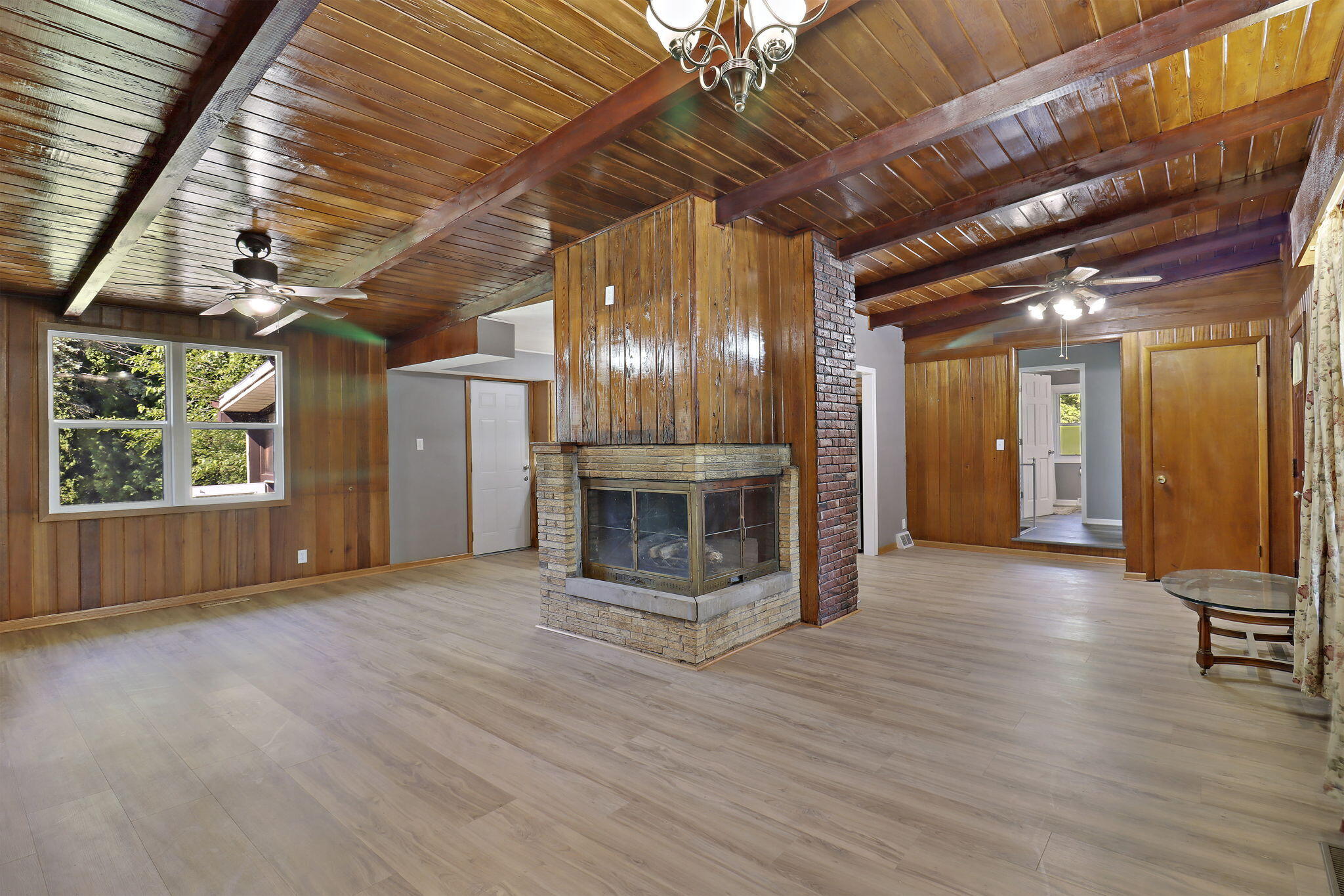 Pleasant Prairie, Wisconsin 53142, United States, 3 Bedrooms Bedrooms, ,2 BathroomsBathrooms,Residential,Active,245432