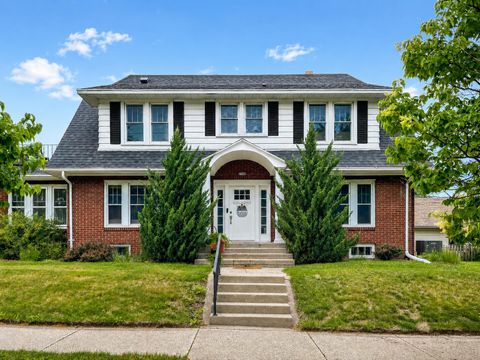 Photo of 2506 N 5th St, Sheboygan, WI 53083 (MLS # 1968578)