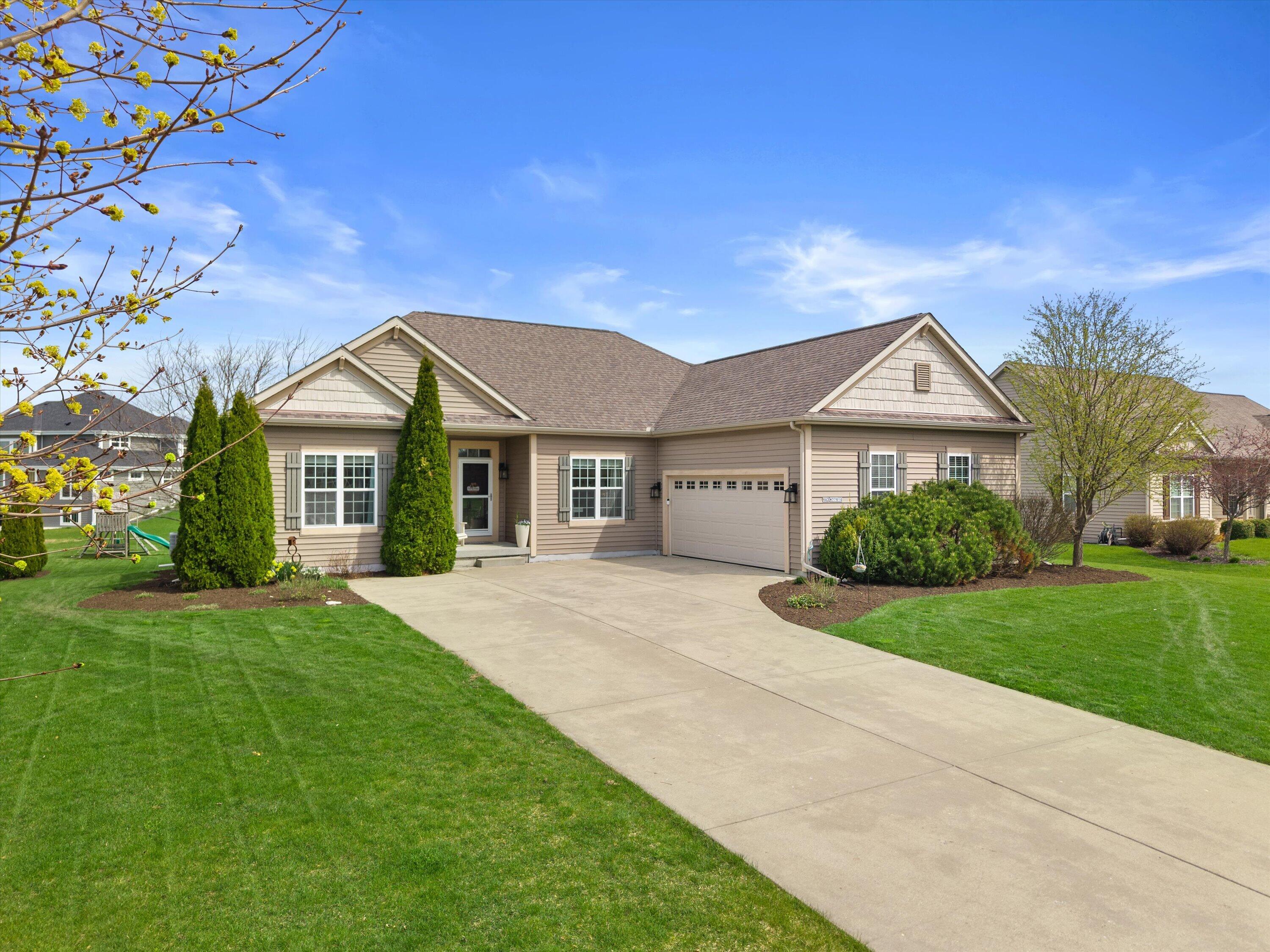 N42W22814 Beacon Ct