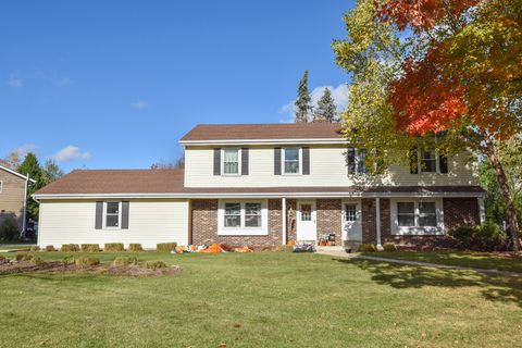 Photo of W52N175 Fillmore Ave, Cedarburg, WI 53012 (MLS # 1940627)