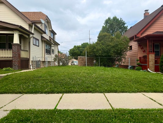 16 S 58TH ST, MILWAUKEE, WI 53214 - Image e18c2d8084f7c9d2b9408ddfcdf4bed7/303112816