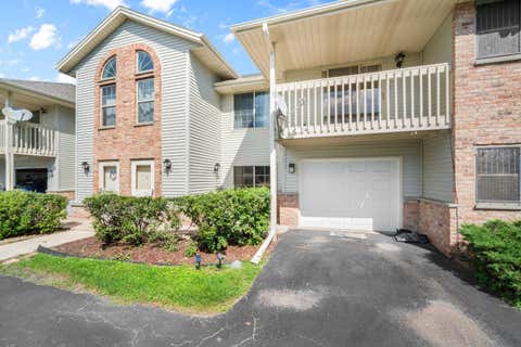 Photo of 3651 E Barbara Ct, Oak Creek, WI 53154 (MLS # 1976875)