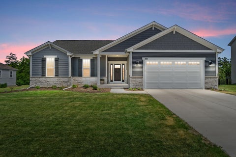 Photo of 9644 S Bergamont Dr, Franklin, WI 53132 (MLS # 1965046)