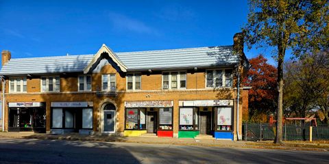 Photo of 4404 W Burleigh St, Milwaukee, WI 53210 (MLS # 1961814)
