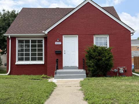 Photo of 4557 N 26th St, Milwaukee, WI 53209 (MLS # 1974835)