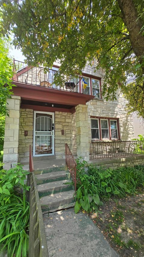 Photo of 3240 N Richards St, Milwaukee, WI 53212 (MLS # 1921829)
