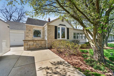Photo of 13707 W Forest Dr, New Berlin, WI 53151 (MLS # 1960662)
