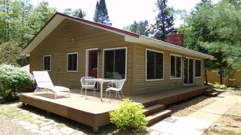 Photo of 12385 Oak Ln, Riverview, WI 54114 (MLS # 1968412)