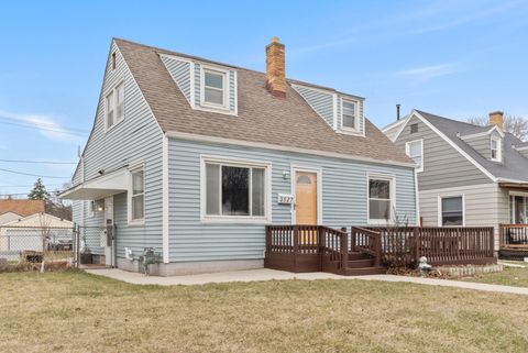 Photo of 3527 N 99th St, Milwaukee, WI 53222 (MLS # 1954749)