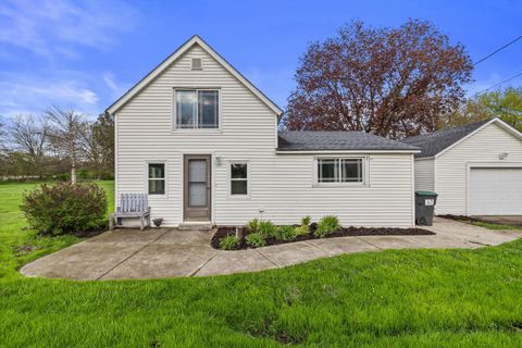 Photo of 8200 312th Ave, Wheatland, WI 53105 (MLS # 1960753)