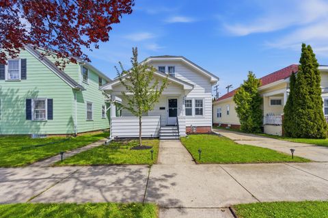 Photo of 2061 Blake Ave, Racine, WI 53404 (MLS # 1961248)