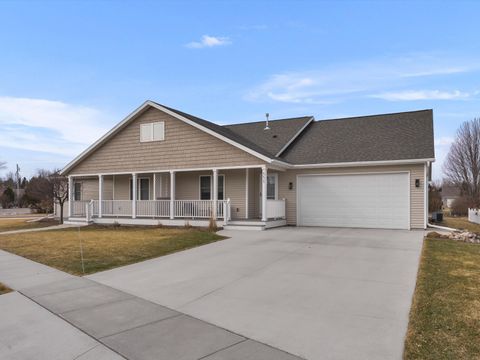 Photo of 558 Pickett St St, Plymouth, WI 53073 (MLS # 1952053)