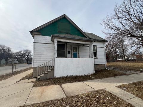 Photo of 2901 N Mother Simpson Way, Milwaukee, WI 53206 (MLS # 1952965)