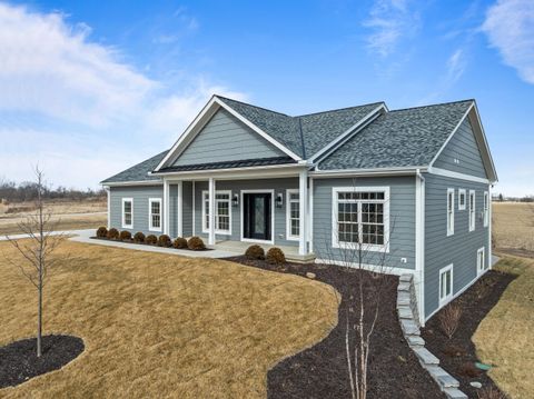 Photo of 1703 Links Rd, Geneva, WI 53147 (MLS # 1952980)