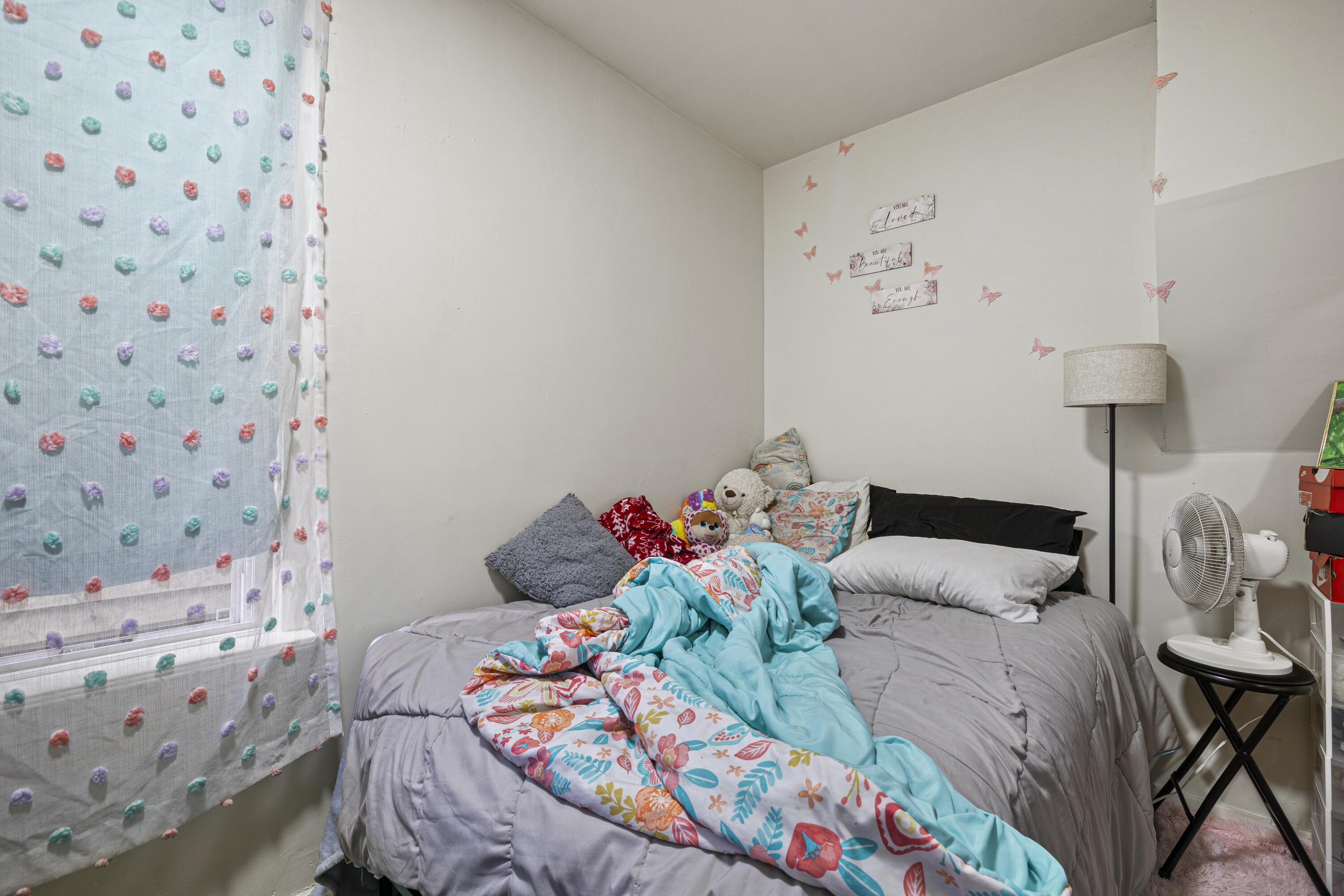 Milwaukee, Wisconsin 53204, United States, 5 Bedrooms Bedrooms, ,1 BathroomBathrooms,Residential,Active,160714