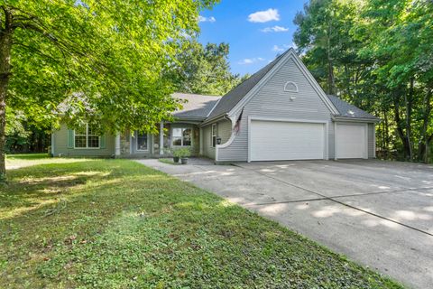 Photo of 9883 S 35th St, Franklin, WI 53132 (MLS # 1933590)