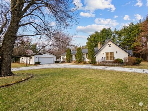 Photo of W6407 20th St, Necedah, WI 54646 (MLS # 1957518)