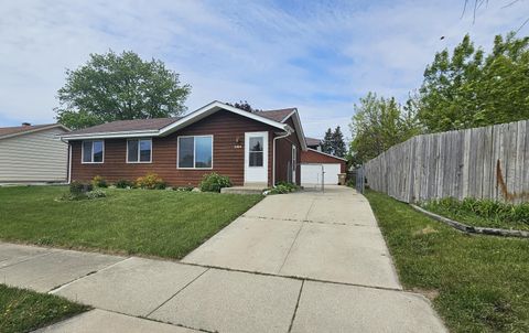 Photo of 5304 58th Ave, Kenosha, WI 53144 (MLS # 1962931)