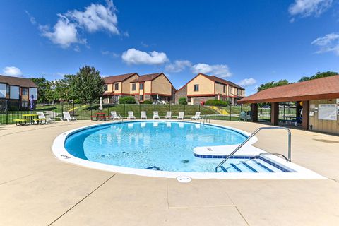 Photo of 4293 W College Ave, Franklin, WI 53221 (MLS # 1936781)