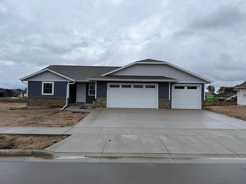 Photo of 1828 Arches Dr, Holmen, WI 54636 (MLS # 1940334) Photo of 1828 Arches Dr, Holmen, WI 54636 (MLS # 1940334)