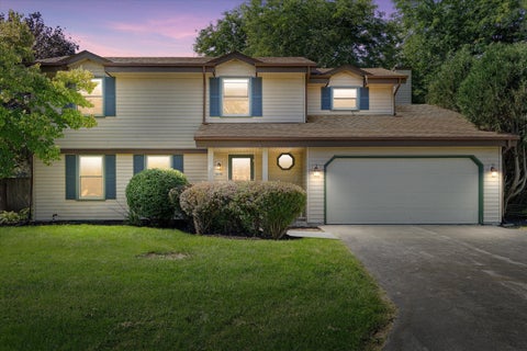 Photo of 5630 Rachel Gln, Caledonia, WI 53402 (MLS # 1982541)