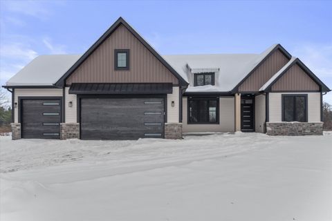 Photo of 9193 12th St, Somers, WI 53144 (MLS # 1945389)