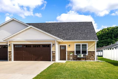 Photo of 3827 Sunnyside Dr W -, La Crosse, WI 54601 (MLS # 1963641)