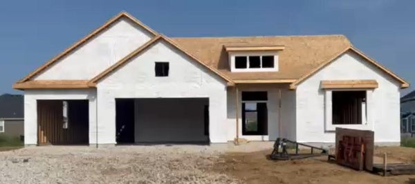 W246N7544 OVERLAND RD, SUSSEX, WI 53089 - Image e4d4d8bb420c5585b151caab52cdccd6/610908985