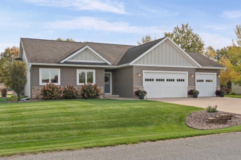 Photo of N8370 Ducke Dr, Holland, WI 54636 (MLS # 1985969)