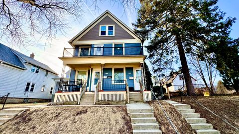 Photo of 3045 N Booth St, Milwaukee, WI 53212 (MLS # 1909842)
