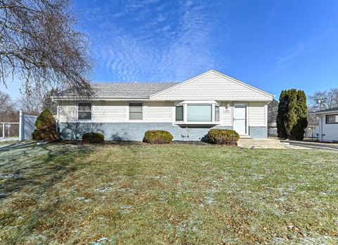 Photo of 6206 W Fairlane Ave, Brown Deer, WI 53223 (MLS # 1947561)