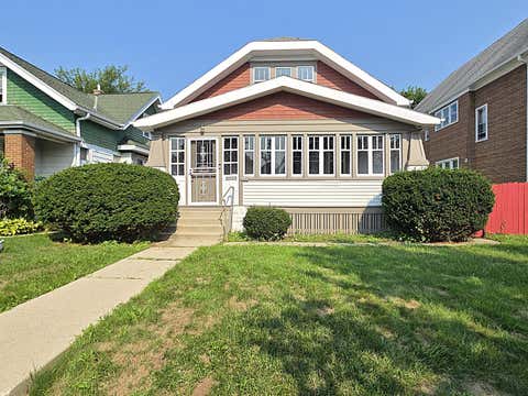 Photo of 2808 N 37th St, Milwaukee, WI 53210 (MLS # 1977062)