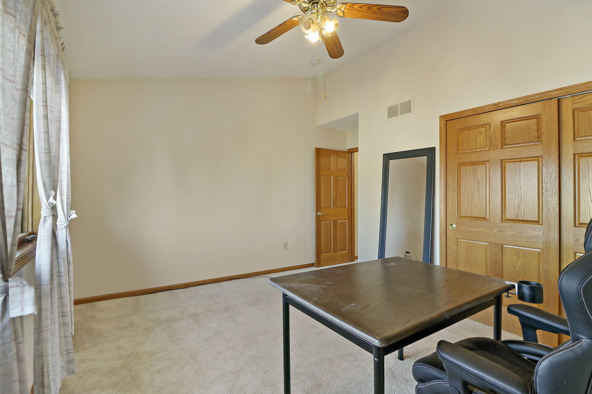 Mount Pleasant, Wisconsin 53406, United States, 3 Bedrooms Bedrooms, ,4 BathroomsBathrooms,Residential,Active,12645