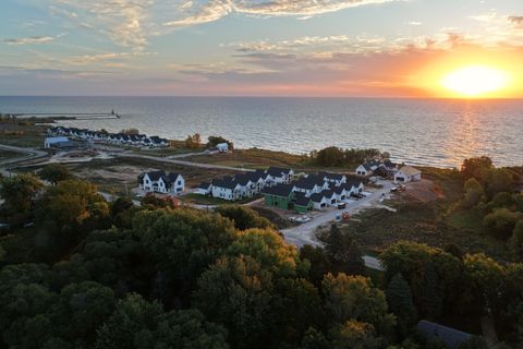 Photo of 1202 Shieling Ln, Port Washington, WI 53074 (MLS # 1946055)