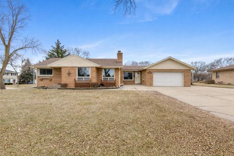 Photo of 1407 W Mallory Ave, Milwaukee, WI 53221 (MLS # 1954319)