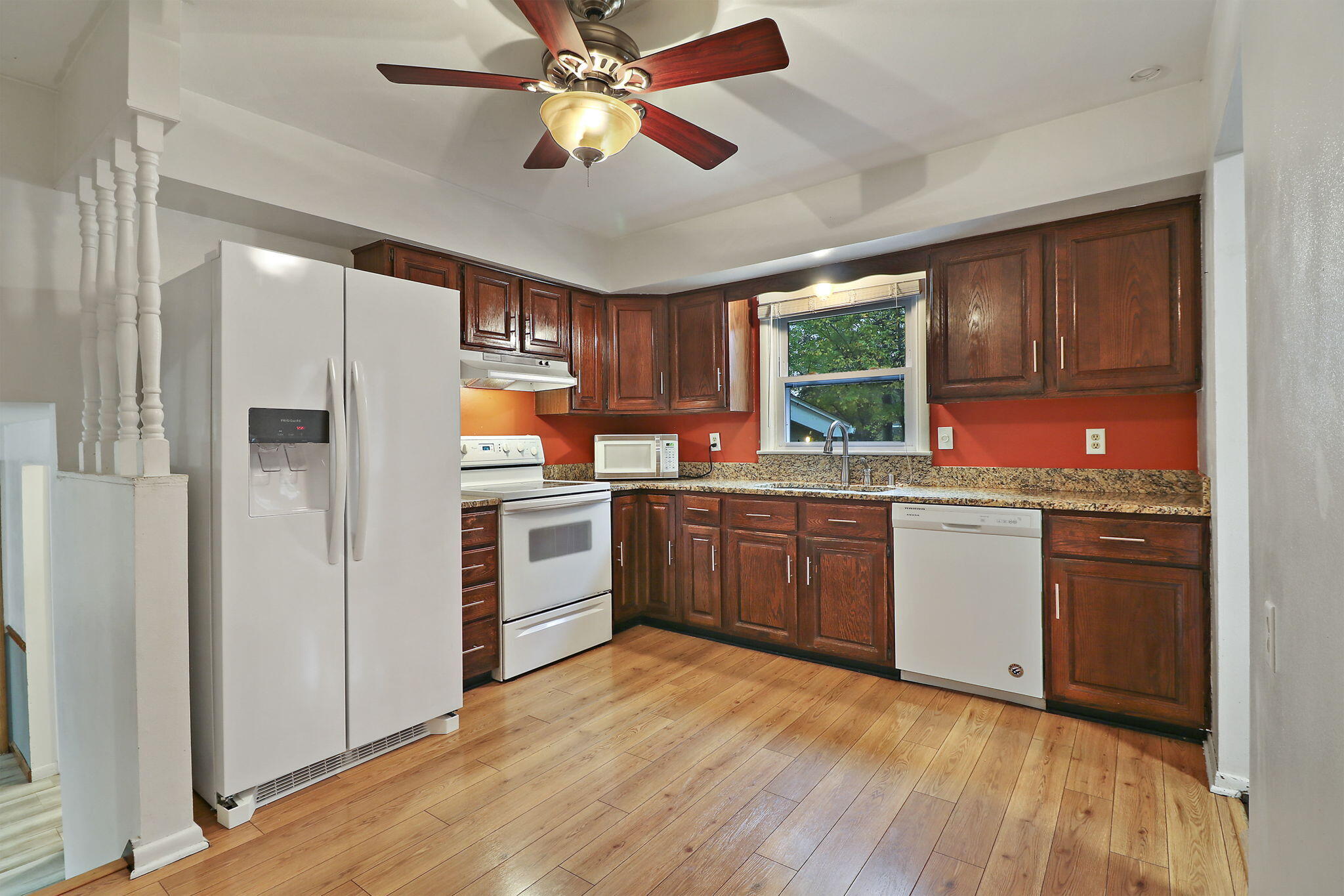 Hales Corners, Wisconsin 53130, United States, 4 Bedrooms Bedrooms, ,2 BathroomsBathrooms,Residential,Active,240049