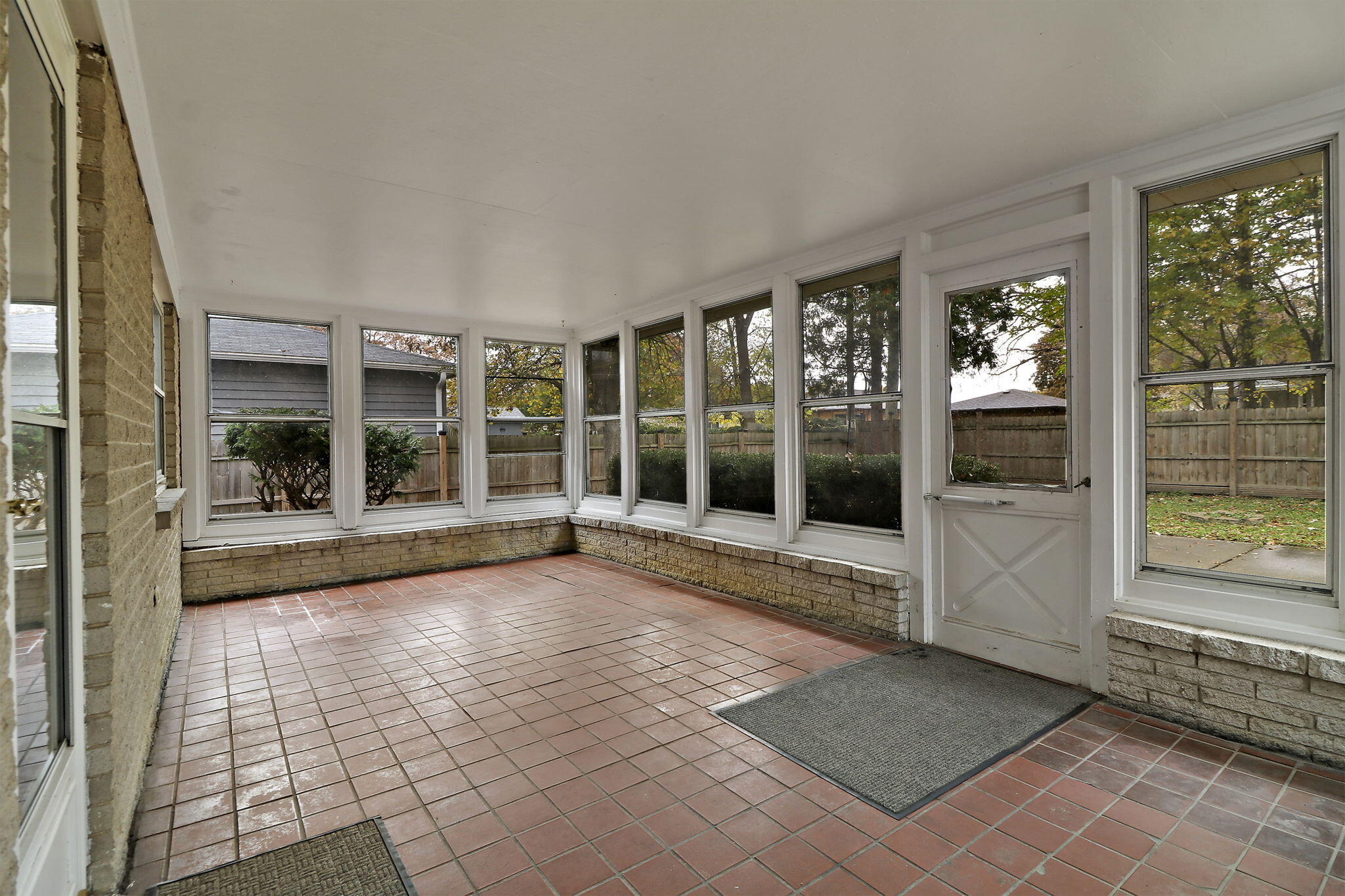 Hales Corners, Wisconsin 53130, United States, 4 Bedrooms Bedrooms, ,2 BathroomsBathrooms,Residential,Active,240049