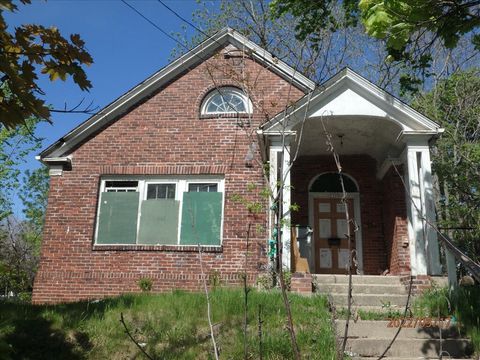 Photo of 1335 S 3rd St, Milwaukee, WI 53204 (MLS # 1951356)