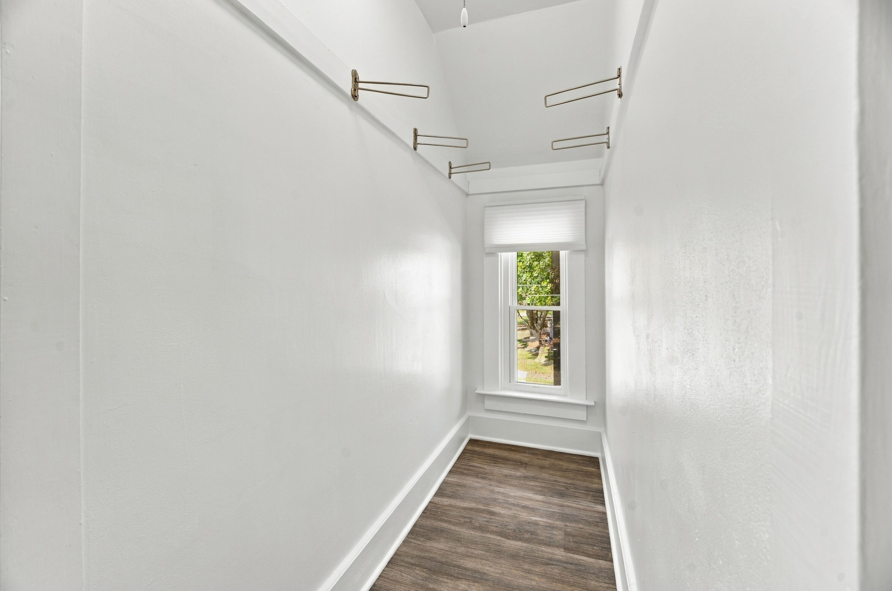 Listing 7