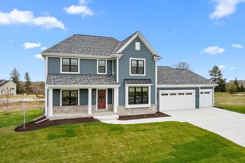 Photo of N56W20887 Carnoustie Way, Menomonee Falls, WI 53051 (MLS # 1947177)