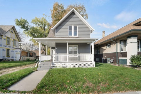 Photo of 163 N Main St, Dousman, WI 53118 (MLS # 1986607)