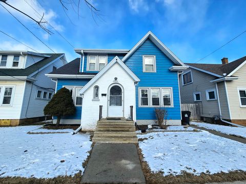Photo of 2820 21st St, Racine, WI 53403 (MLS # 1948589)