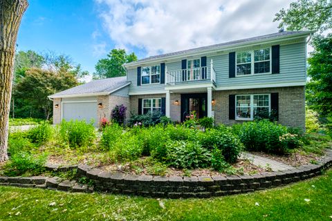 Photo of W220N5784 Town Line Rd, Menomonee Falls, WI 53051 (MLS # 1925004)